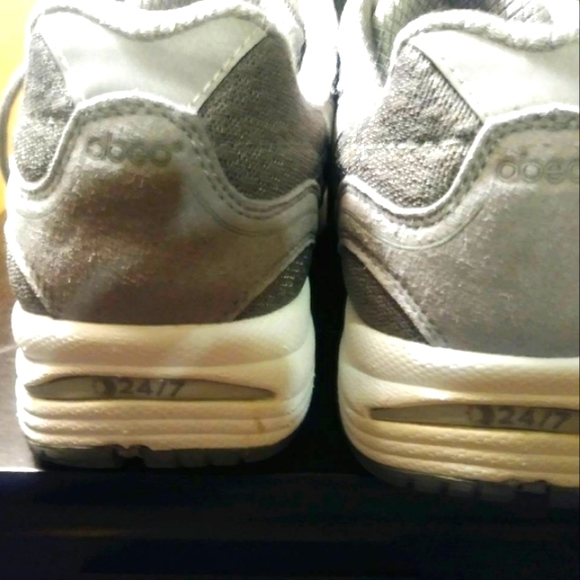 ABEO 24/7 Petra • Women's Grey Athletic Sneakers - Picture 9 of 12